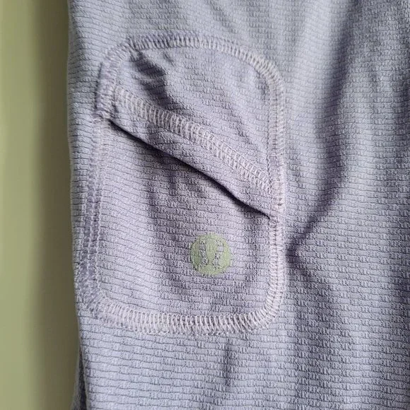 LULULEMON Purple Athletic Top Womens Medium - Picture 3 of 3